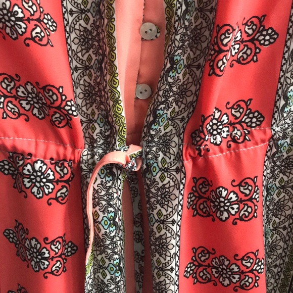 Adorable print romper - Picture 5 of 10